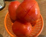รูปขั้นตอนการทำที่ 1 ของ มะเขือเทศผัดไข่🍅
