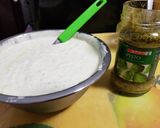Hasábburgonya pesto s sajtos tejfölös fokhagymás mártogatossal recept fázis 1 fotója