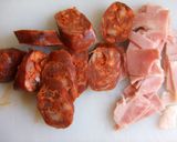 Foto del paso 2 de la receta Tortillas rellenas con chorizo colorado