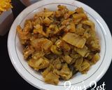 A picture of step 3 of Kaddu and Turai with Methi Sabzi.