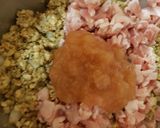 A picture of step 3 of Smoked Bacon Stuffing with onions and black pepper and Apple 😁.