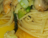 Foto del paso 8 de la receta: Spaghetti con verdura y langostinos al ajillo