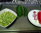 Foto langkah ke 1 dari resep Tumis Bunga Pepaya.