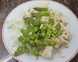 Foto del paso 1 de la receta: Colirroz en sofrito de atún
