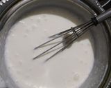 A picture of step 5 of Dahi bhalle.