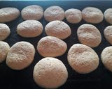 Foto del paso 3 de la receta: Galletas de fécula de mandioca y naranja..🍊