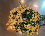 A picture of step 2 of 20 minutes Spinach Corn Sandwich.