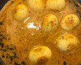 A picture of step 8 of Egg Masala curry.