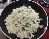 Foto del paso 3 de la receta: Guisantes con jamón