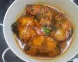 Kalo Jeere diye Rui Maacher Tel Jhol(Kalonji Rohu fish curry) recipe step 2 photo