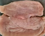Foto del paso 3 de la receta: 30. Pechuga de pollo empanada