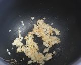 Une image de l'étape 1 de Champignons stroganof poulet et semoule 😋.