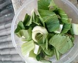 Foto langkah ke 1 dari resep Tumis Sawi Hijau Sambal Terasi.