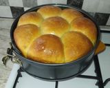 A picture of step 11 of Zimbabwean Buns.