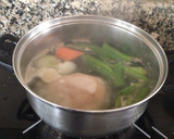 Foto del paso 1 de la receta: Sopita de pollo y fideos!