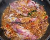 Foto langkah ke 4 dari resep Cumi Bumbu Hitam.