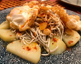Foto del paso 7 de la receta: Gulas al ajillo con huevos estrellados