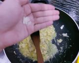 Foto langkah ke 5 dari resep Pizza goreng 🥐.