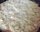 Pas rețetă Pizza cu brânzeturi 3 fotografie