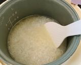 Foto langkah ke 2 dari resep Bubur Ayam Rice Cooker Super Praktis.