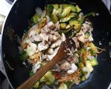 Foto del paso 3 de la receta: Wok de Verduras salteadas con fideos caseros