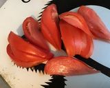 Une image de l'étape 2 de Salade d endives rouges,concombre noa,tomate cœur de bœuf et oignon cebette.