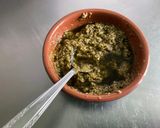 Une image de l'étape 3 de Courgettes rondes et oignon rouge au pesto.
