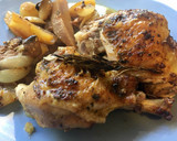 Foto del paso 5 de la receta: Pollo asado especiado con cebollitas francesas