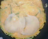 Foto del paso 3 de la receta: Omelette de calabacita