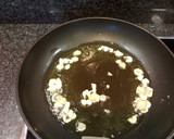 Foto del paso 3 de la receta: Judías verdes con gambones y tomate cherry