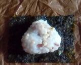 Foto langkah ke 7 dari resep Nasi Kepal (onigiri) sederhana.