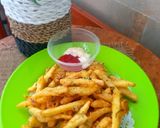 Foto langkah ke 3 dari resep Kentang Goreng Seledri Simpel.