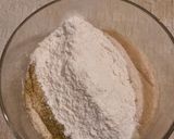 عکس مرحله 2 از دستور نان پیتزایی