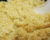 Foto langkah ke 4 dari resep Nasi Kuning Instan.