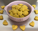 A picture of step 13 of Avocado Biscuits.