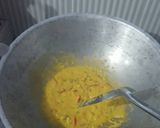Foto langkah ke 4 dari resep Cumi goreng telor asin.