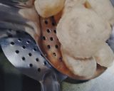 A picture of step 4 of Gol gappe - a famous street food of Delhi.