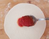 Foto del passaggio 4 della ricetta Calzoni ripieni 🤤😋🙂