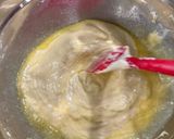 Gambar langkah 4 resipi Creamy Vanilla Butter Cake (Cream Cheese Frosting).
