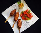 Une image de l'étape 7 de Keftas de poulet, tartare de 2 tomates, houmous maison.