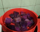 Foto langkah ke 1 dari resep Ube Ungu Burnt Cheesecake.