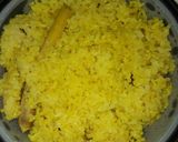 Foto langkah ke 4 dari resep Nasi Kuning Bumbu Racik Ayam.