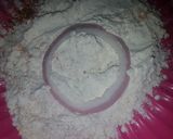 A picture of step 3 of Stuffed chicken with macaroni and onion rings.