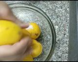 A picture of step 1 of Fresh lemon juice in jar|| and lemonade.
