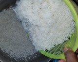 A picture of step 2 of Rice and stew with cabbage salad.