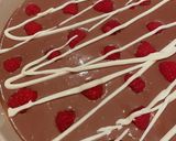 صورة لخطوة 4 من وصفة حلا تشيز التوت والشوكلاته 🍰 Roseberry and chocolate cheesecake