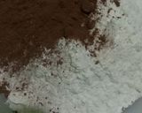 Foto langkah ke 3 dari resep Bolu coklat spekuk.