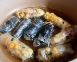 A picture of step 5 of 4-Ingredient Vietnamese Egg Rolls by #giovang.