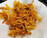 Foto del paso 4 de la receta: Patatas fritas con Paletilla ibérica salteada