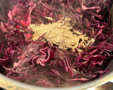 Foto del paso 3 de la receta: Lombarda al estilo suizo